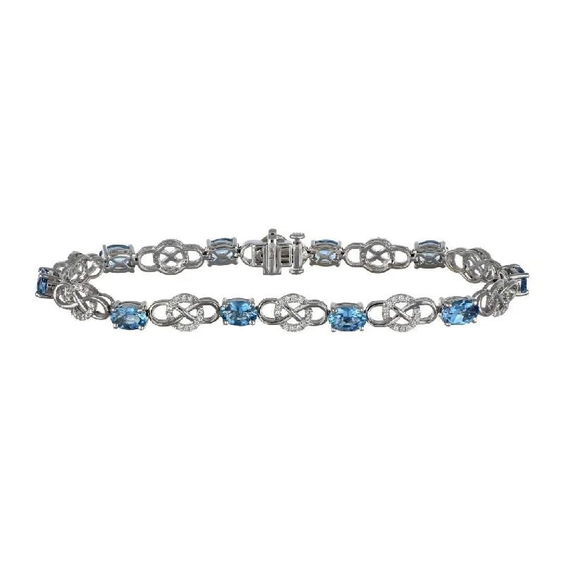 Aquamarine Bracelet (Aquamarine 3.8 cts. White Diamond 0.48 cts.)