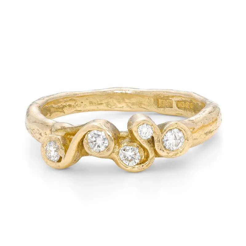 Crest White Corallina Ring