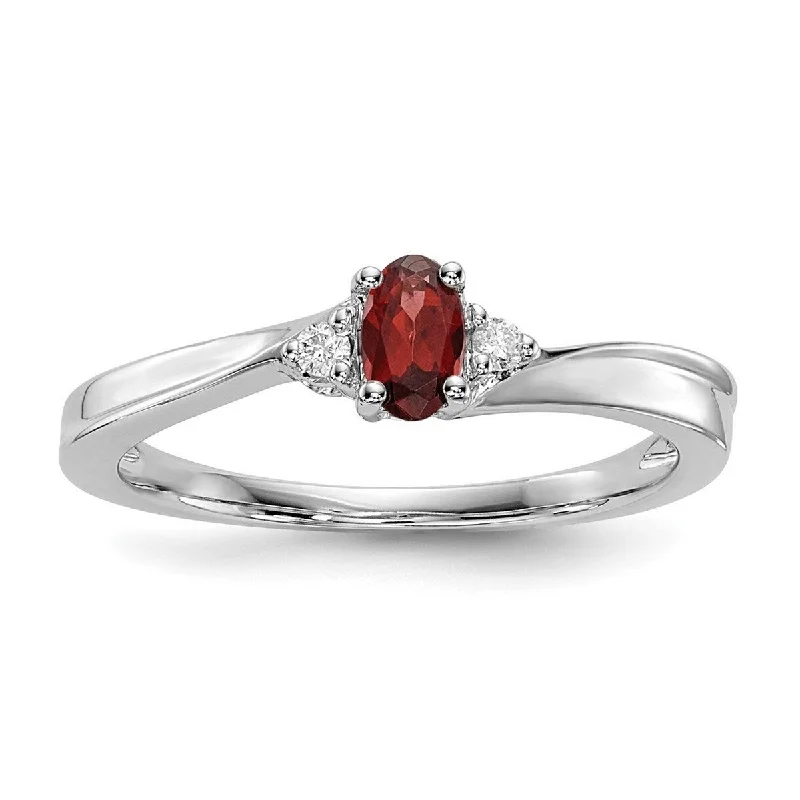 Curata 925 Sterling Silver Rhodium Plated Garnet Ring