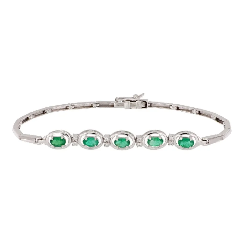 Emerald Bracelet (Emerald 1.2 cts. White Diamond 0.08 cts.)