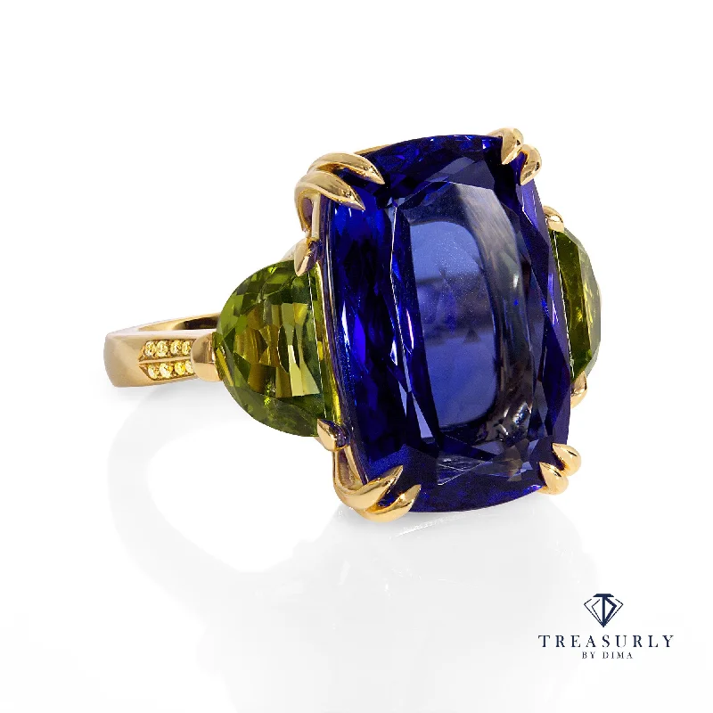 GIA 17.23ct Deep Blue Violet Cushion TANZANITE Peridot and Diamond Trilogy Ring