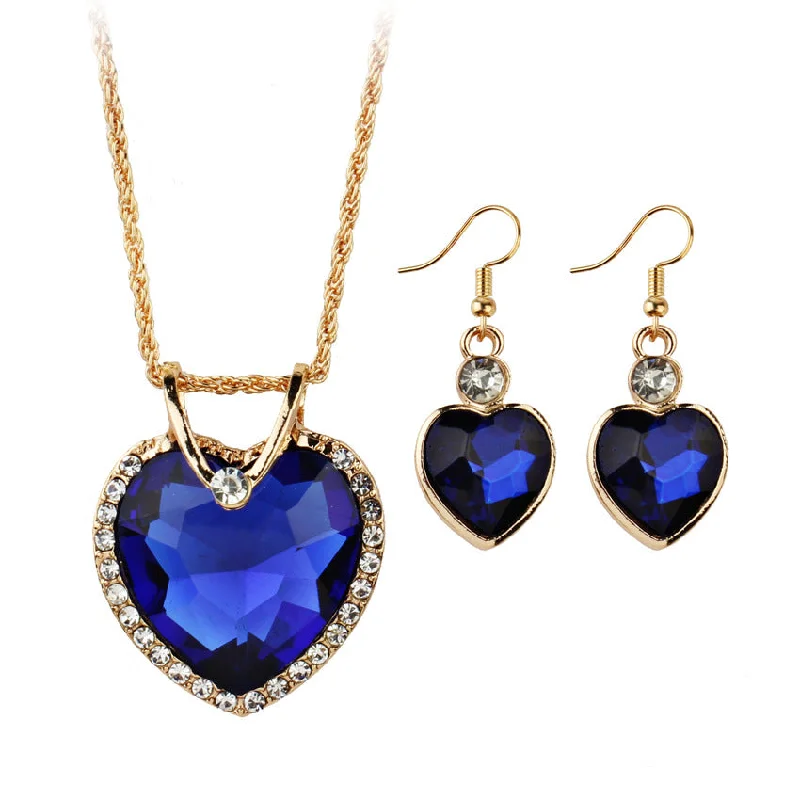 Heart-shaped zircon earrings necklace