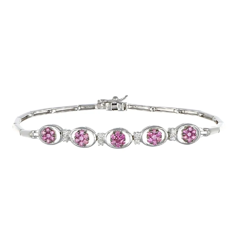 Purple Diamond Bracelet (Purple Diamond 0.61 cts. White Diamond 0.1 cts.)