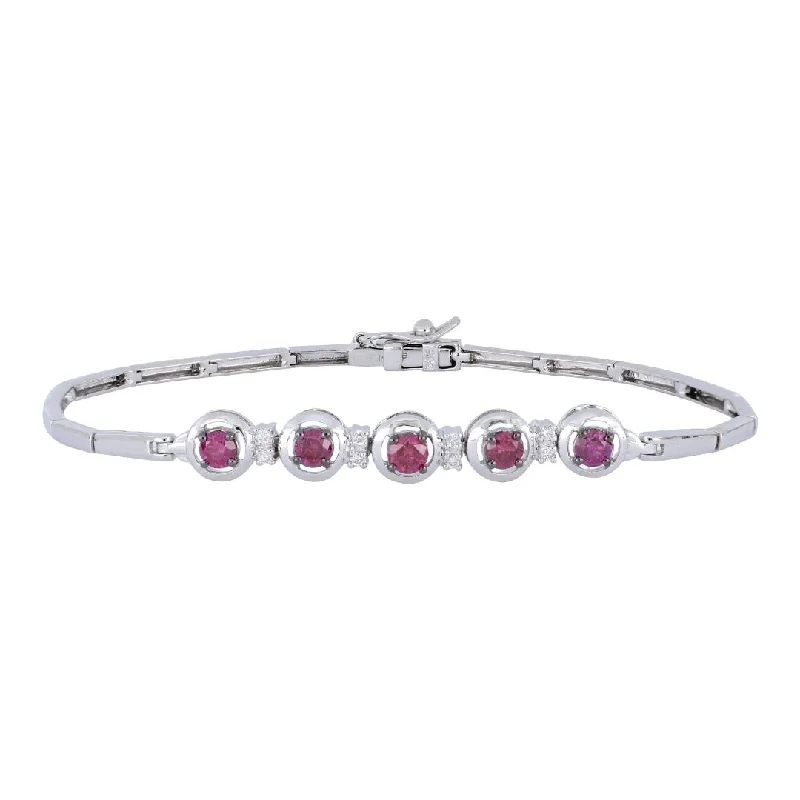 Purple Diamond Bracelet (Purple Diamond 1.06 cts. White Diamond 0.1 cts.)