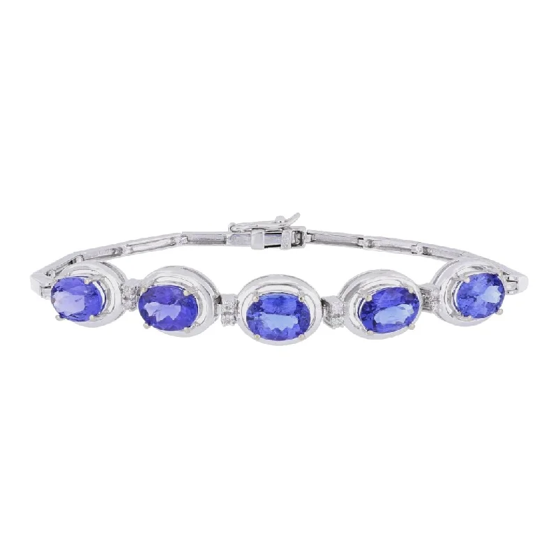 Tanzanite Bracelet (Tanzanite 7.11 cts. White Diamond 0.1 cts.)