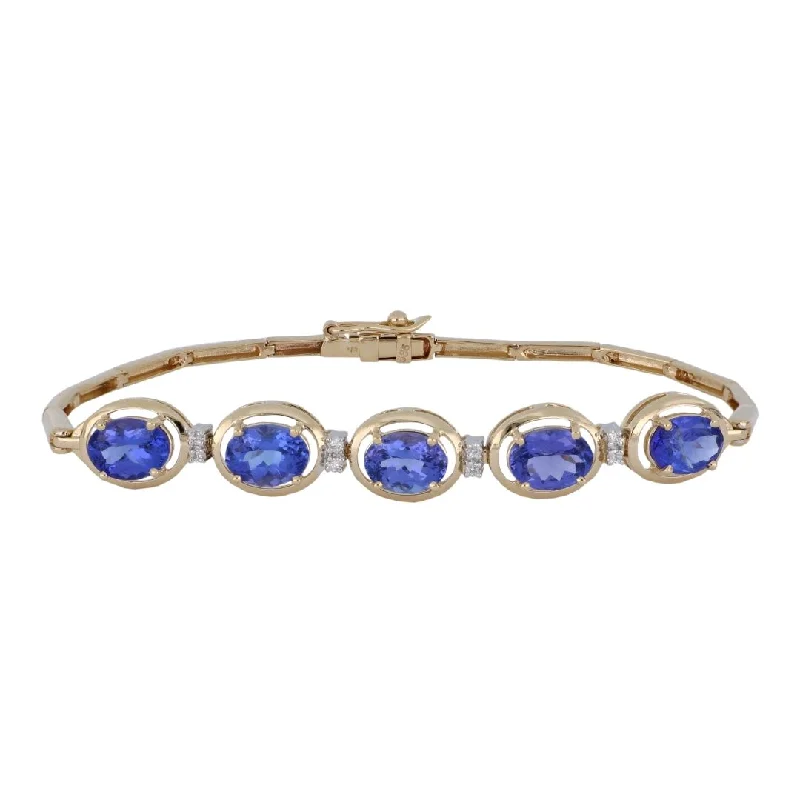 Tanzanite Bracelet (Tanzanite 7.22 cts. White Diamond 0.1 cts)