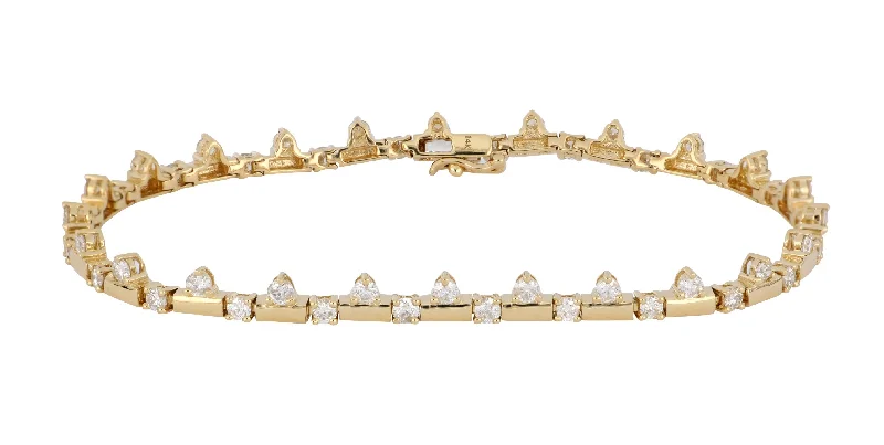 White Diamond Ladies Bracelet (White Diamond 1.97 cts.)