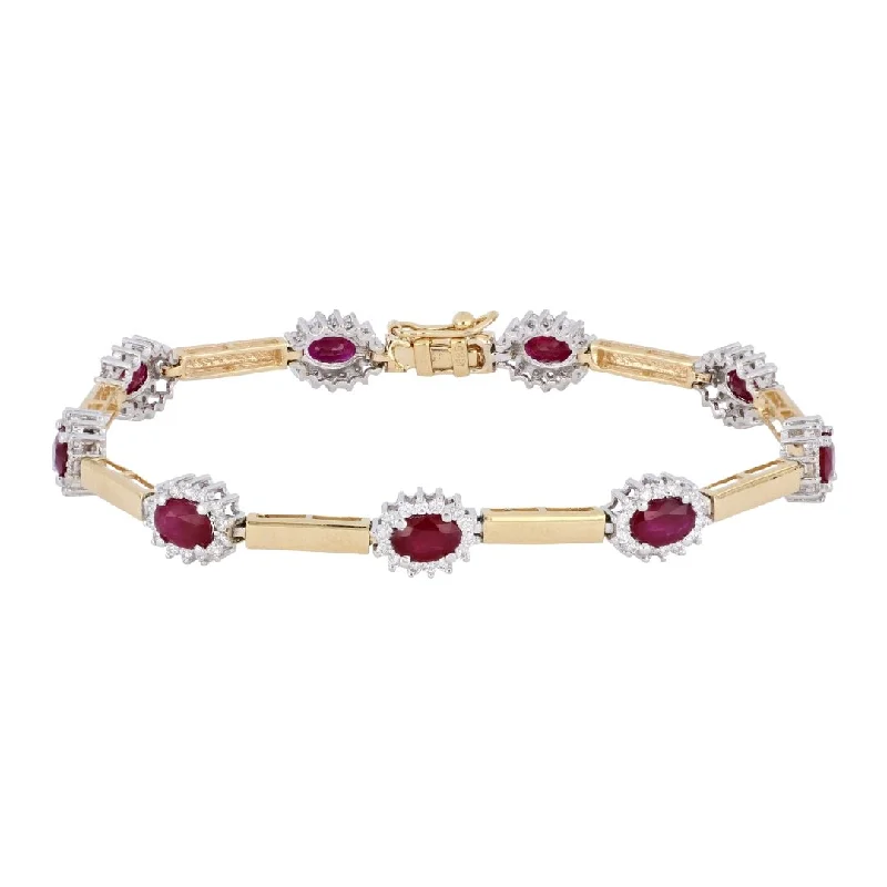 Ruby Bracelet (Ruby 4.58 cts. White Diamond 1.18 cts.)